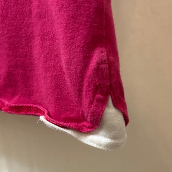 Puma Women's Fuchsia Graphic Tee - Picture 4 of 6